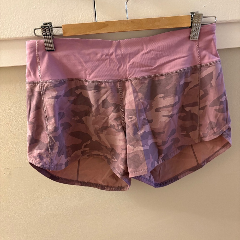 Lululemon shorts size 6